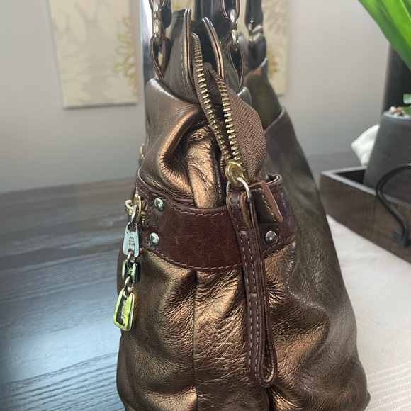 💯 authentic See by Chloe metallic day tripper leather two tone bag - Picture 5 of 16